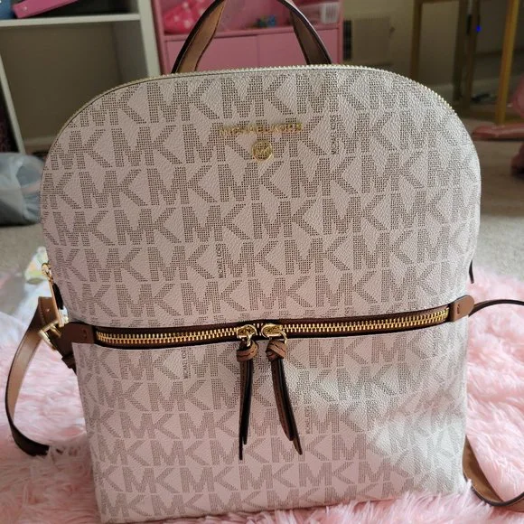 KORS Michael Kors | Bags | Michael Kors Cindy Mk Signature  display picture 1